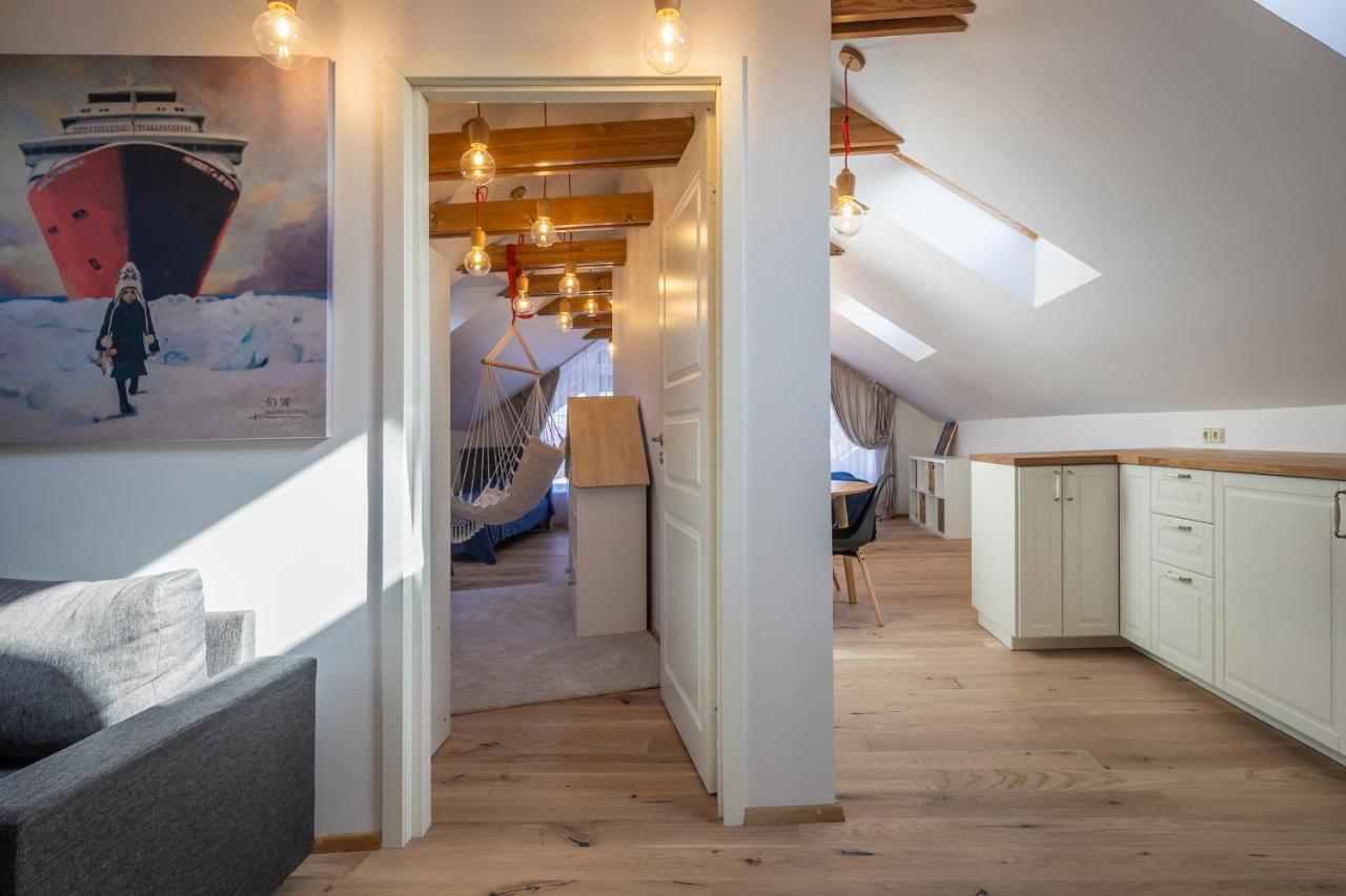 Nida Urbas Hill Apartments Bagian luar foto